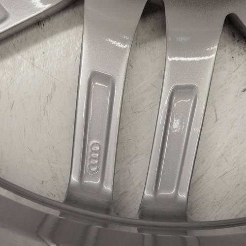 Audi A3 8P Le Hombre Plata 18" Aleación Llanta 8P0601025BA DS OEM Original X1 - Imagen 11 de 16