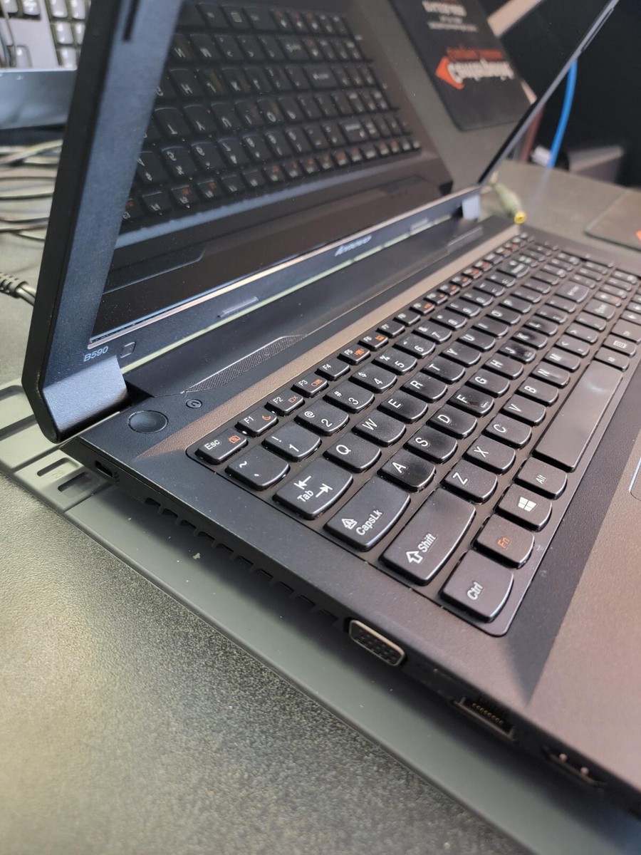 美品レノボ B590【PentiumDual,8GB,SSD,Office】 LENOVO B590 15.6