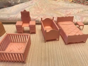 marx dollhouse furniture scale