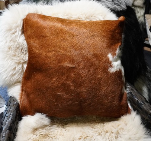 Cowhide Cushion - A Gorgeous Hereford Red & White - 50CM Sq Cushion Cover - Picture 7 of 8