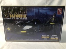 AMT Batman 1989 Batmobile with Resin Figure 1107 Plastic Model Kit new sealed