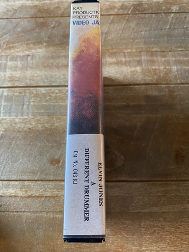 Elvin Jones A Different Drummer Big Box VHS Video Rare Video Jazz Tested - Picture 5 of 6
