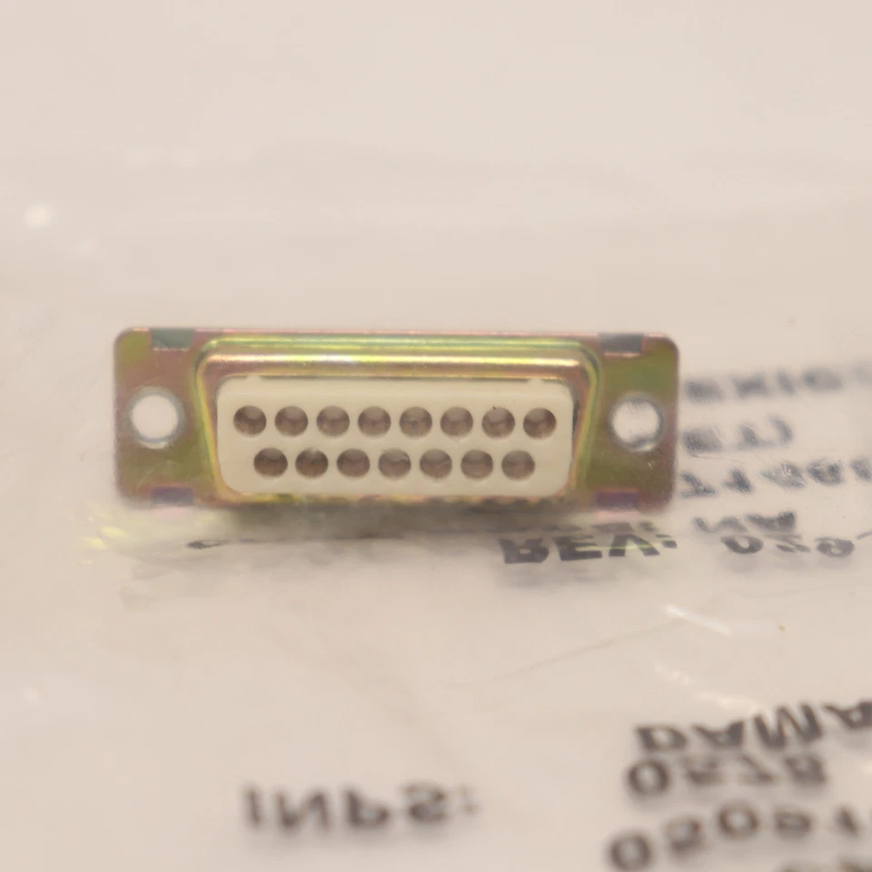 9 Pack ITT Cannon D-Sub Connector DAMA-15S - Image 2 of 4