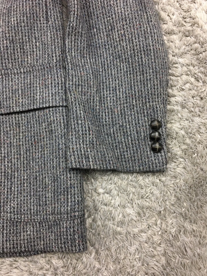 Vtg Pendleton Wool Tweed Blazer Mens Size 44 Gray 2 Wood Buttons Jacket - Image 4 of 4