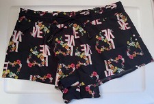 NWT VICTORIA'S SECRET S L BLACK PINK FLORAL LOVE GOLD TASSEL HEART SLEEP SHORTS