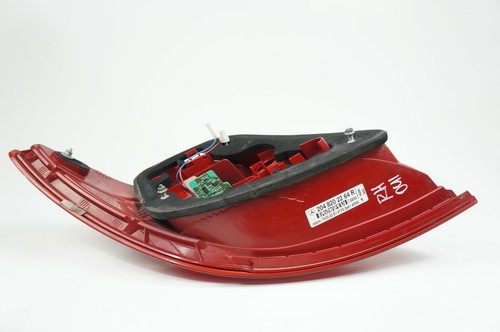 08-2010 Mercedes W204 C300 Lado Derecho Pasajero Luz Trasa Carcasa Fabricante Fabricante - Imagen 4 de 12