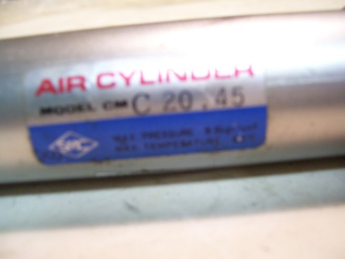 NEU SMC CMC 20.45 PNEUMATIKZYLINDER 20 BOHRUNG X 45 MM HUB P3945 - Bild 2 von 4