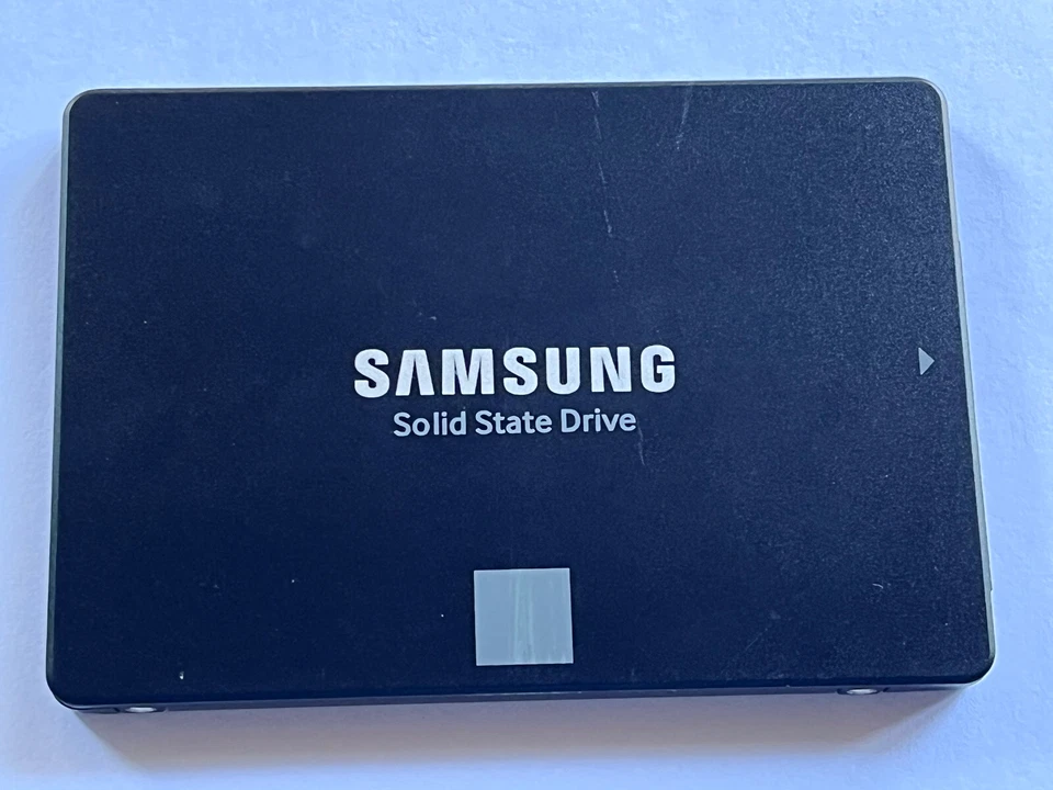 Samsung 500GB SSD 860 EVO MZ-76E500 2.5" SSD SATA III Internal Solid State Drive - image 3 of 4