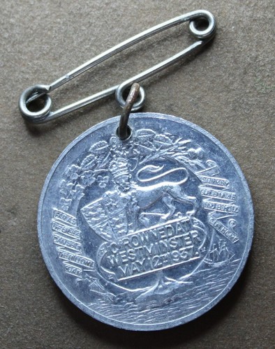* EDWARD V111 CORONATION MEDAL 1937 HE ABDICATED FOR LOVE 29MM #GIH85 - Picture 8 of 8