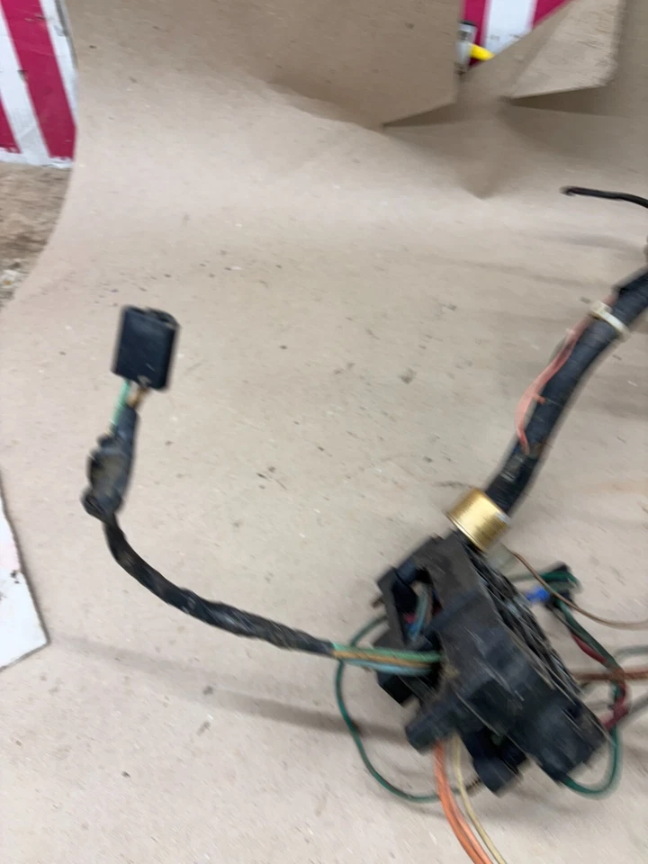 1967 1972 C10 C20 雪佛兰 Gmc 卡车保险丝隔板面板电线接线转速表 — 第 4/4 张图片