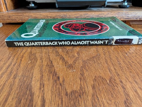 The Quarterback Who Almost Wasn't - Foto 2 di 7