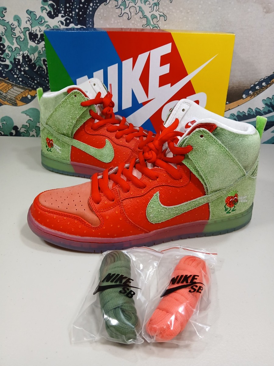 Nike SB Dunk High Strawberry Cough Sz 13 420 Skunk | eBay