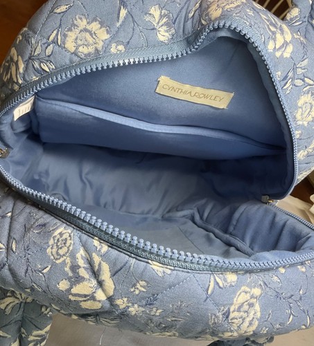 Cynthia Rowley Quilted Backpack Blue White Floral 13 X 17 X 6 NWT - Picture 3 of 3