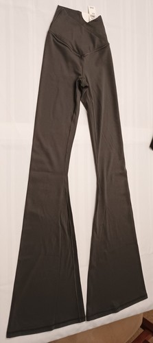Offline by Aerie crossover Real Me Flare leggings XXS Gray Regular Length NWT - Picture 2 of 11