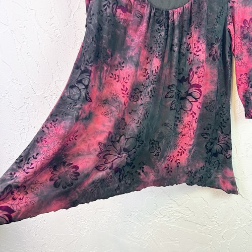 Vintage Y2K Black and Red V-neck Asymmetrical Hem Tunic Top Size 1X - Picture 5 of 10