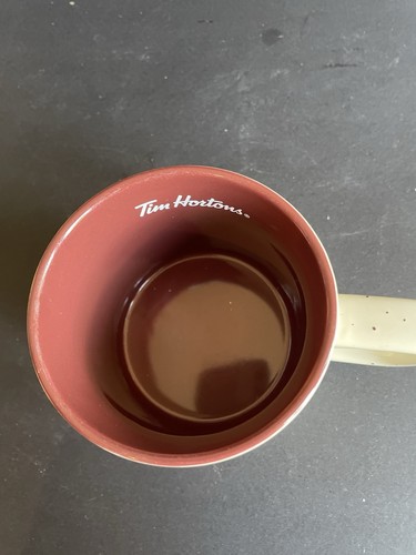 Taza de café Tim Hortons color crema castor árboles naturaleza luna cerámica 2019 - Imagen 3 de 4