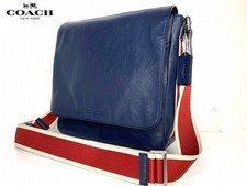Excellent Condition Model COACH Men s Leather Shoulder Bag Messenger Bag