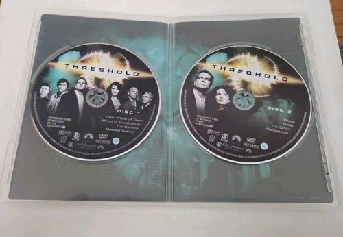 Threshold: The Complete Series DVD 2006, 4-Disc Set - Picture 9 of 11