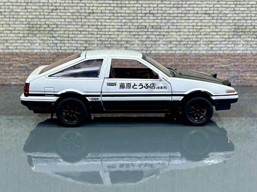Toyota Trueno AE86 Initial D - 1:32 Scale Diecast Model Car JDM White (unboxed) - Picture 4 of 16