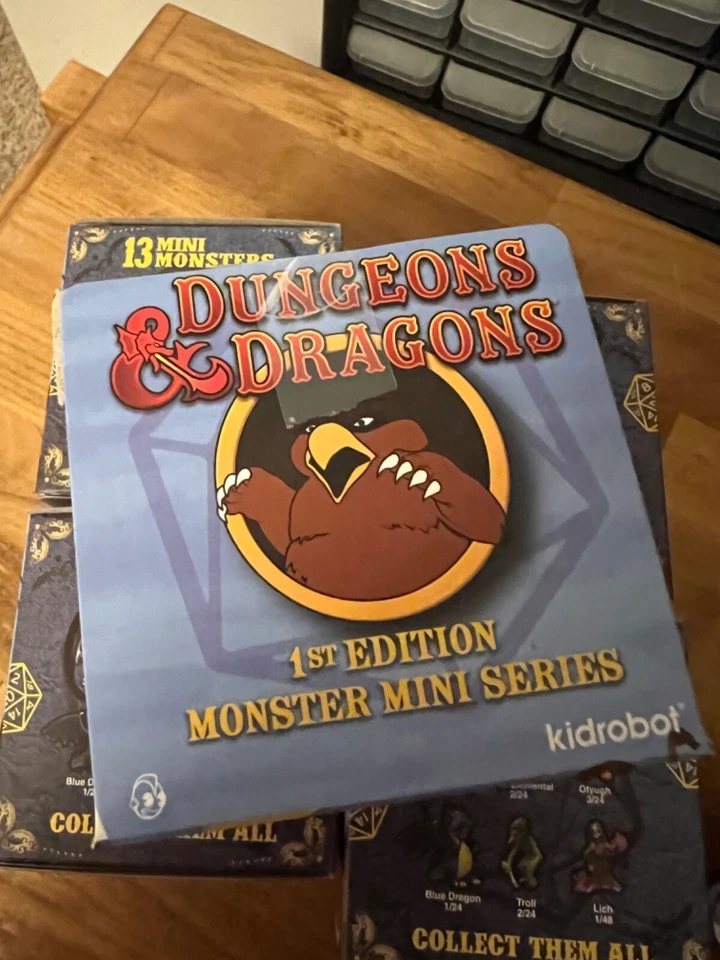 Kidrobot Dungeons & Dragons Serie 2 - YETI - 3 en 24 - Vinilo Foto 4 de 4