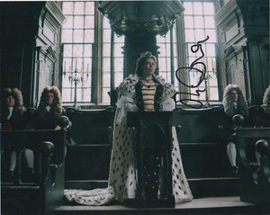Olivia-Colman-The-Favourite-Autographed-Signed-8x10-Photo-COA-EB13