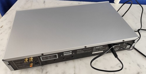 Yamaha CD-S300 Plata MP3 USB CD ***LASER Nuevo + 12 Mon. Garantía*** - Imagen 4 de 7