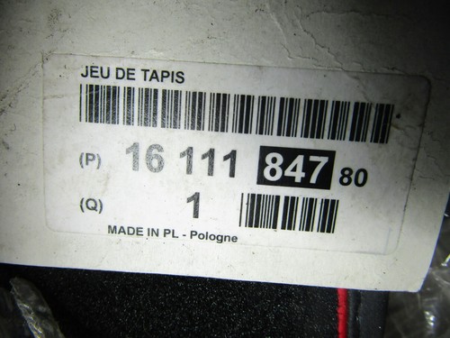 Juego completo de 4 tapetes de terciopelo Peugeot 108 RHD 1611184780 REF D1L01 - Imagen 9 de 11
