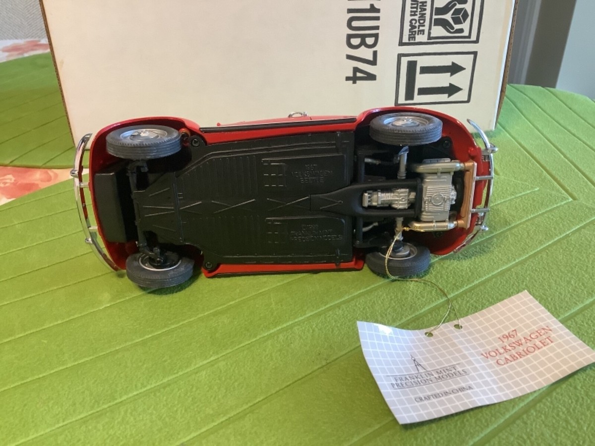 フランクリンミント 1967 volkswagen cabriolet Franklin Mint 1:24 1967 Volkswagen Beetle Cabriolet Red