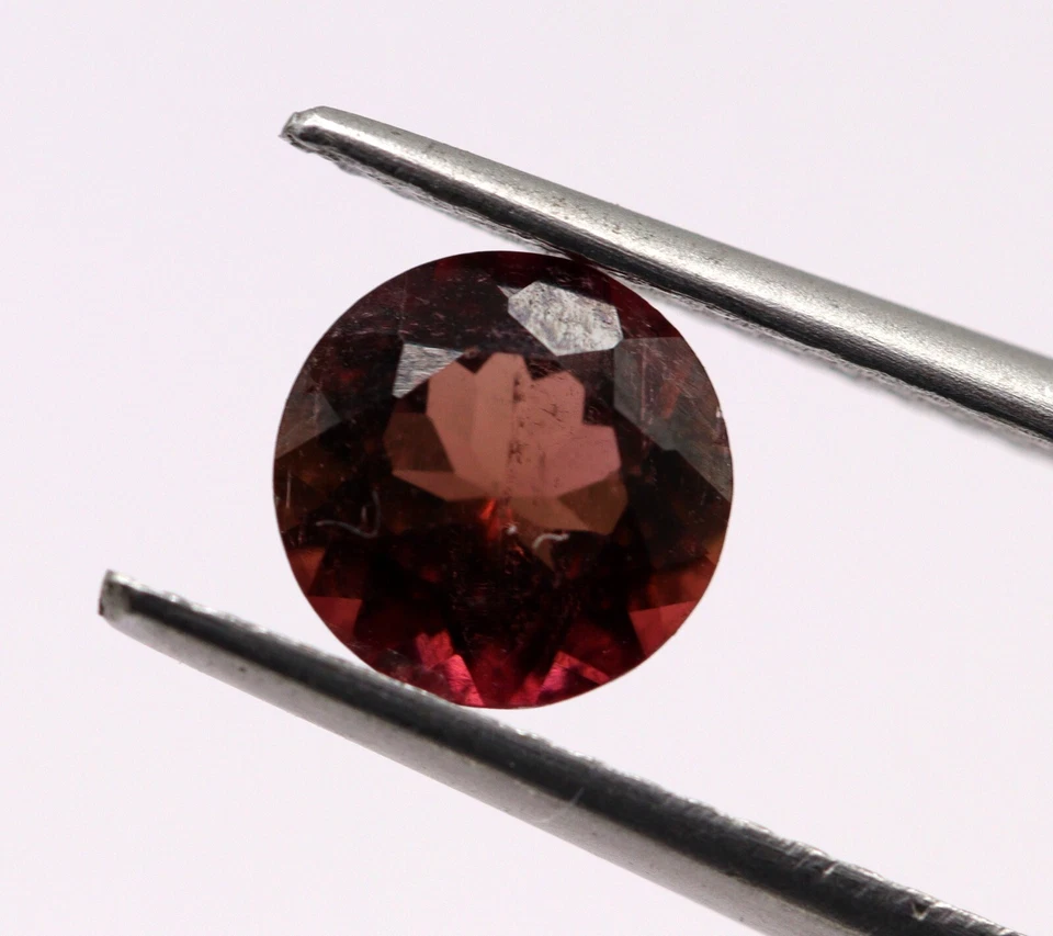 Piedra preciosa de turmalina suelta natural color vino corte redondo brillante de 6,2 mm 0,88 quilates Foto 4 de 4