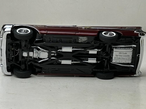 Danbury Mint 1/24 Scale 1958 Chrysler New Yorker Convertible, Read - Picture 20 of 21