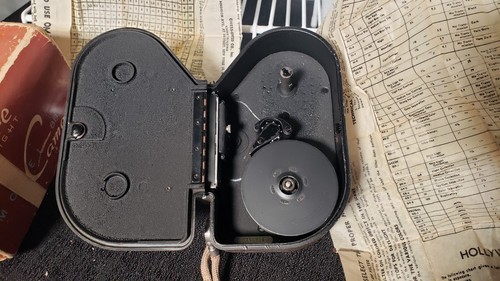Vintage Revere Model 8 8mm Filmkamera ungetestet WWII Ära 1940-1946 mit Box - Bild 7 von 8