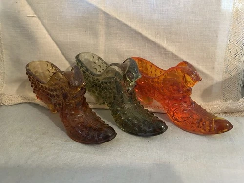 3 Fenton Hobnail Cat Head Shoe Slipper Lot