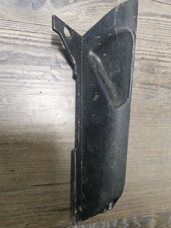 Mercury Cougar 1969 1970 y Ford Mustang Shelby Radio Trim C9ZB-6504472 OEM Foto 2 de 4