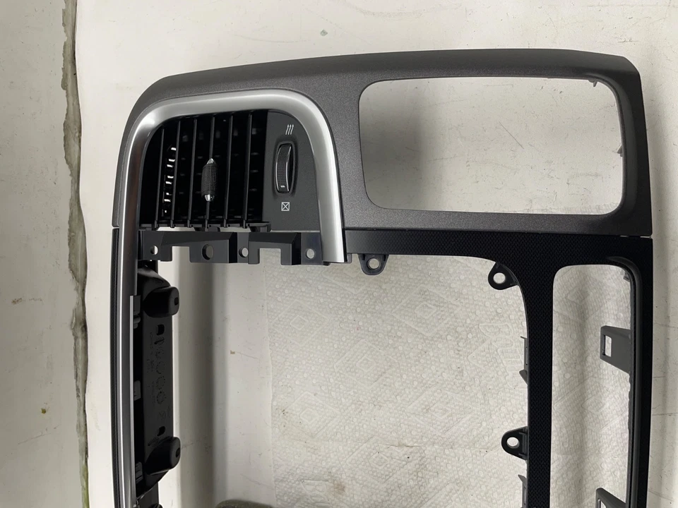 MOPAR 原始设备制造商 2017 年 MOPAR RAM 2500 仪器面板挡板盖 6EW591X9AC — 第 3/4 张图片