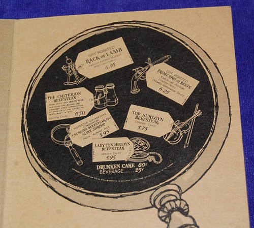 Postal de menú plegable de recuerdo vintage de Scotland Yard Restaurant Woodland Hills, CA - Imagen 6 de 12