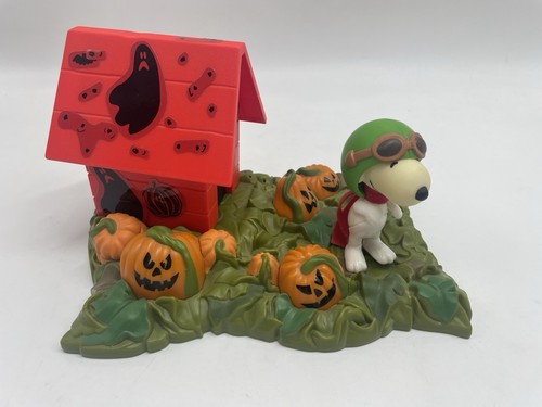 Peanuts Memory Lane It’s The Great Pumpkin Charlie Brown Snoopy Flying Ace 2002 - Picture 6 of 14