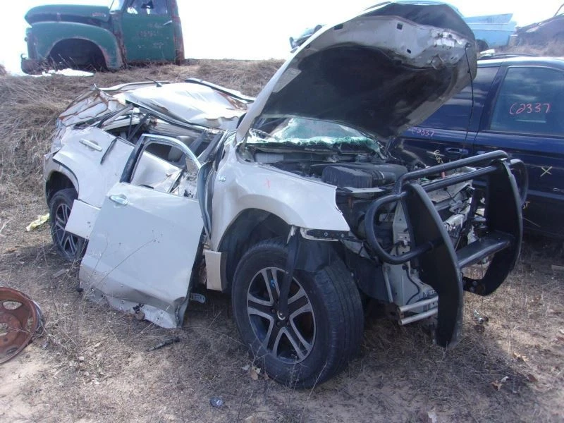 Automatic Transmission 06 2006 Suzuki Grand Vitara Only 195K Miles - Image 3 of 4