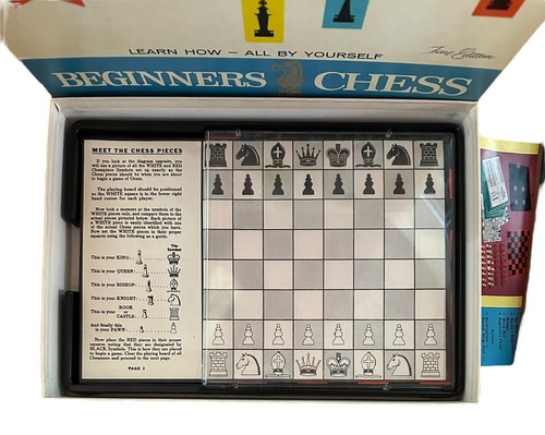 Milton Bradley Beginners Chess by Bobby Fischer 84 Pages Diagrams 1966 Vintage - Picture 12 of 21