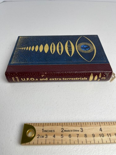 U.F.O.s and Extra-Terrestrials in History Vol 3 - Yves Naud VTG - Geneva 1978 - Picture 3 of 13