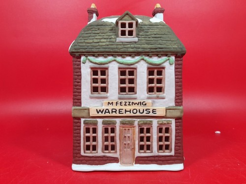 Fezzwig's Warehouse Heritage Village Collection serie Dickens con caja - Imagen 4 de 10