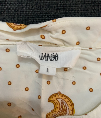 JAASE Blouse Womens L gold PAISLEY on cream Print V-Neck 3/4 Length Sleeve Top - Picture 2 of 9
