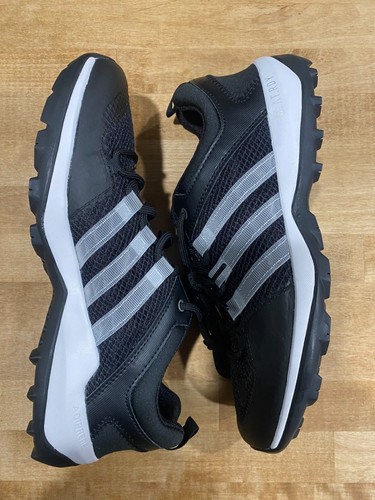 Scarpe outdoor Adidas Daroga Plus da uomo in tela nere FY1776: taglia 8,5 M/9,5 W - Foto 4 di 5