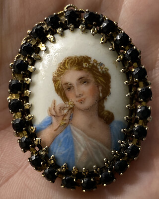 Vintage Limoges Porcelain Portrait Pretty Cameo Rhinestone Brooch Pendant
