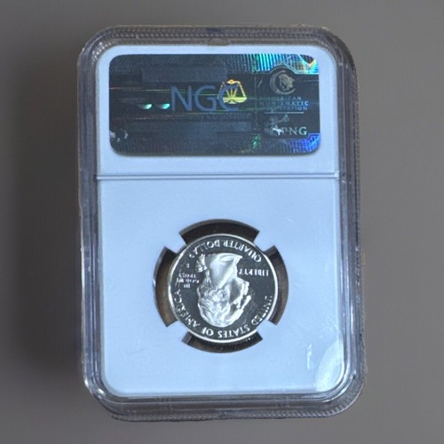 2003-S 25c PR69 Ultra Cameo Maine State Quarter Clad NGC Graded Certified - Picture 2 of 2
