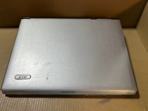 Usado - Piezas - De colección - Acer Aspire 1640Z - Intel Pentium M - Centrino - 1 GB - Imagen 2 de 11