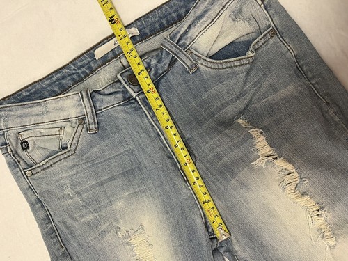 KanCan Distressed Mid-Rise Jeans Light Wash Women’s Size 9/28 29x30 KC6019L EUC! - Picture 11 of 12