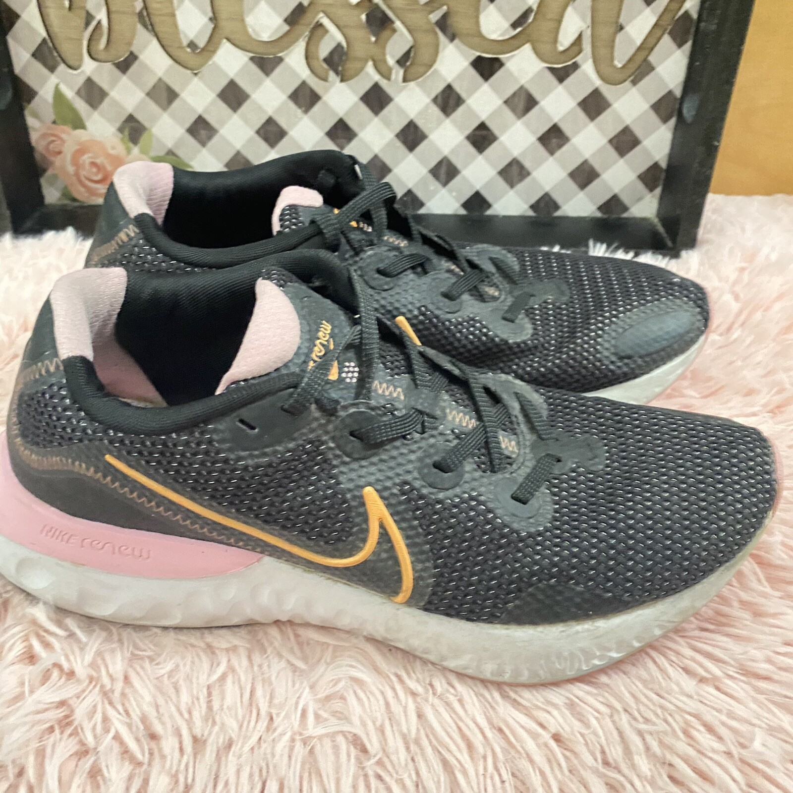 Nike Renew Run React Women’s Size 12 Athletic Sho… - image 5