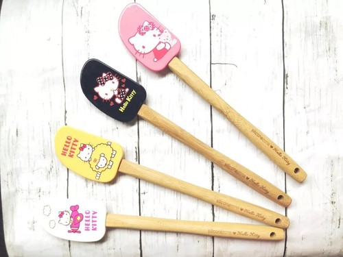 SiliconeZone Hello Kitty Spatula w/Wooden Handle (Black) Brand New w/Tags!! - Picture 2 of 4