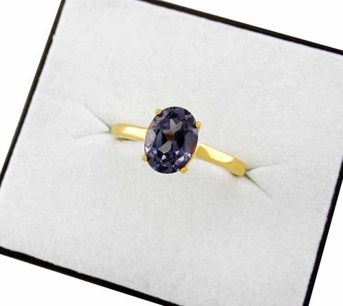 LAB CREATED 1.25 Cts ALEXANDRITE SOLITAIRE RING 925 SILVER (YELLOW TONE) - Picture 3 of 4