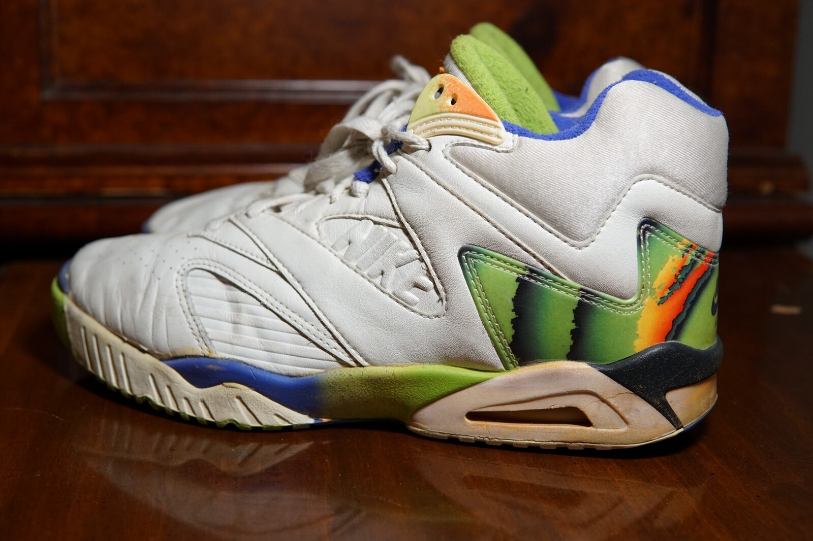 Vintage nike shoes size 10 Vintage nike shoes size 10